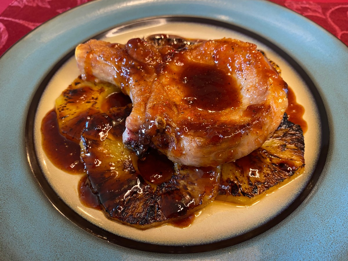 Sweet & Spicy Pork Chop with&nbsp;Pineapple